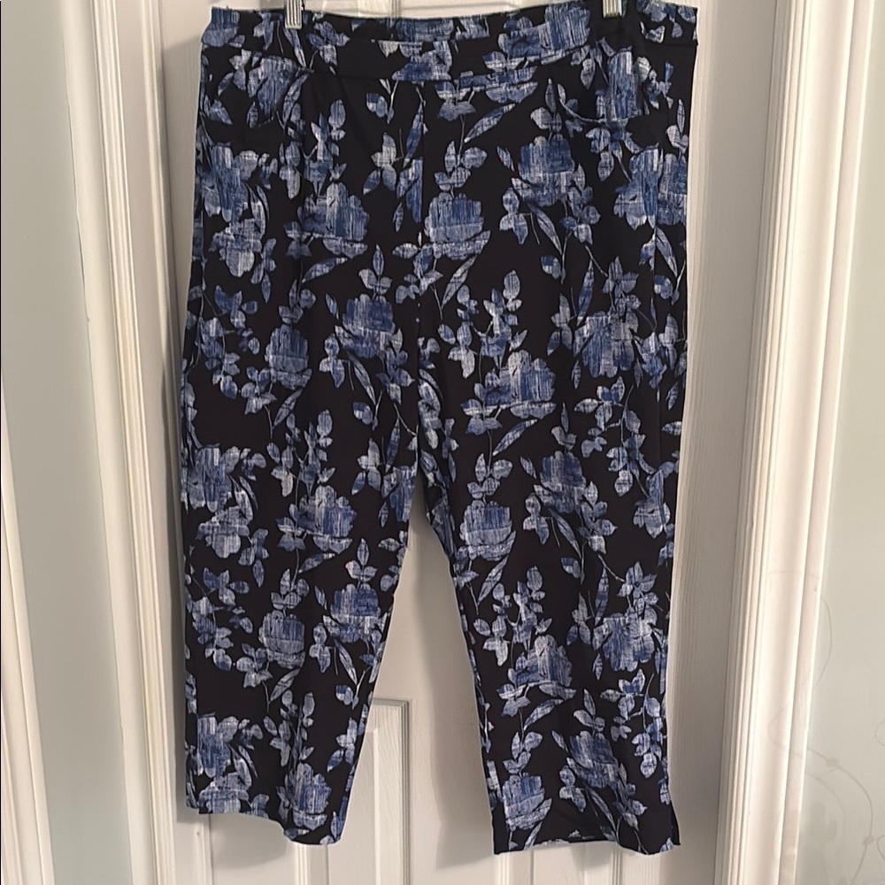 Tribal Capri Pants-18
